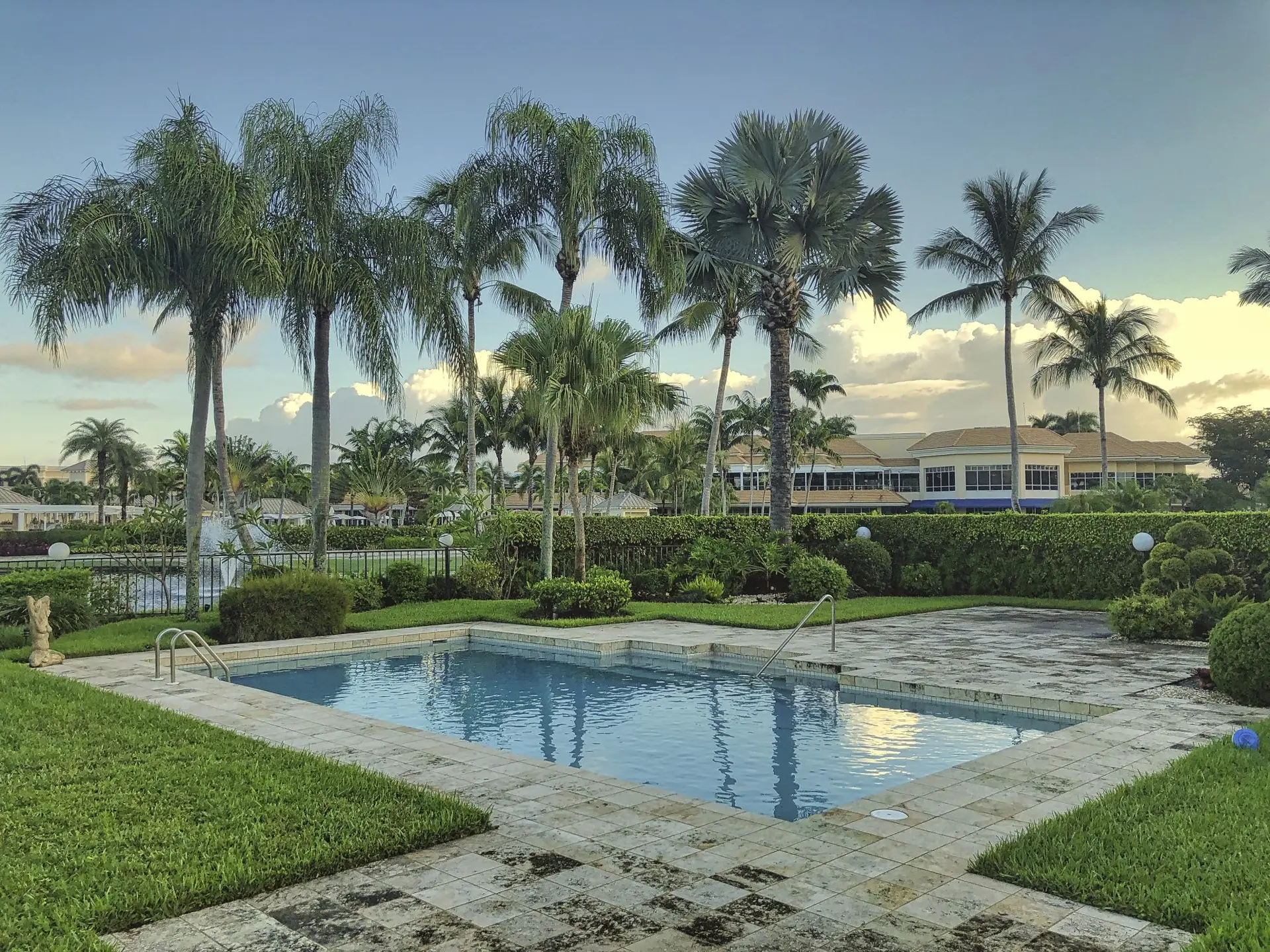 VSP-Softwash-PoolDeck_2-B4-scaled