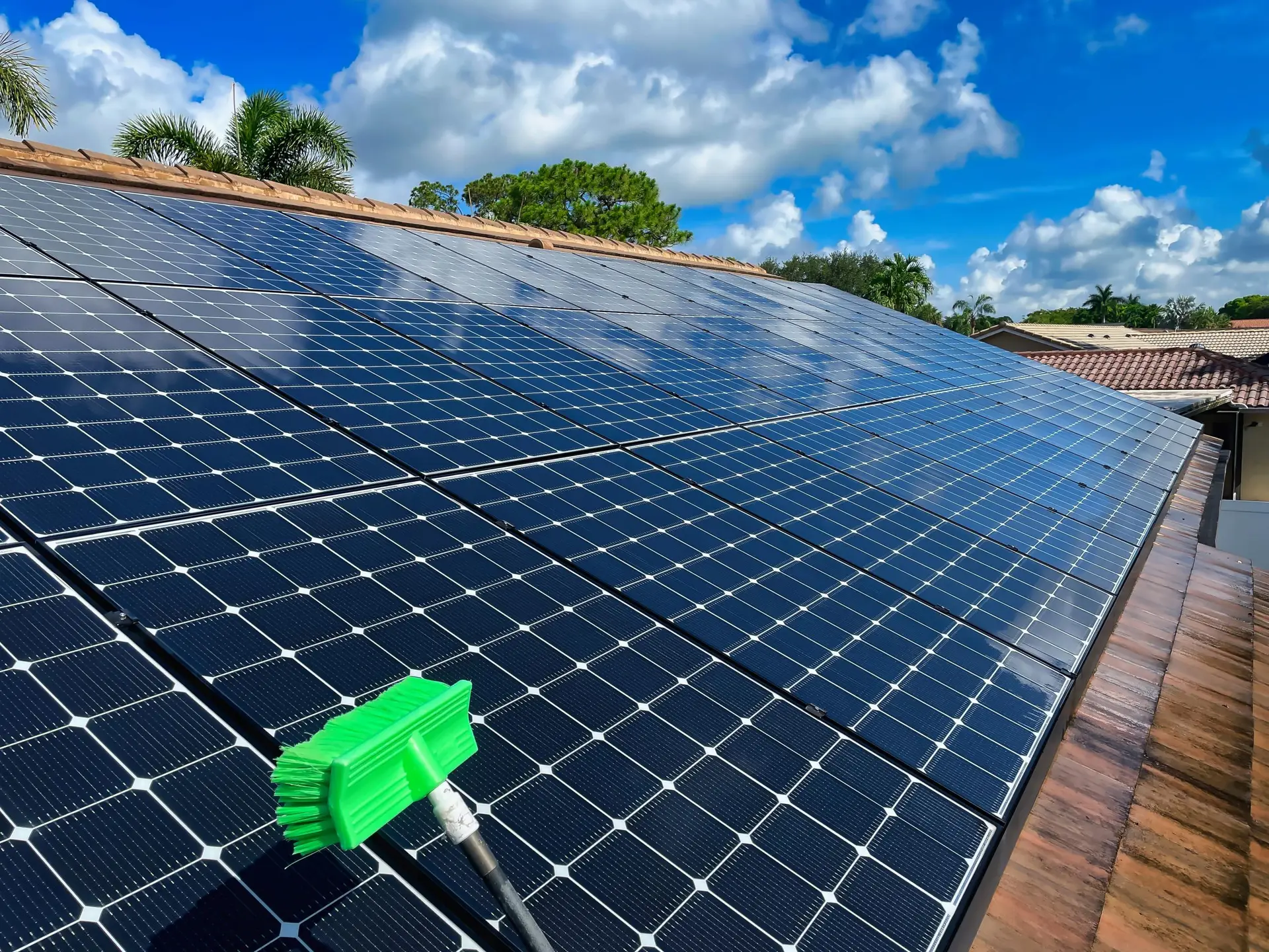 VSP Softwash SolarPanels_1a-min