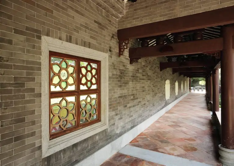 chinese-corridor-2025-03-25-22-36-28-utc-min